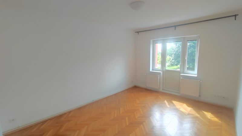 Byt 3+1/B (4+kk), 97m2, v Hr. Král.- Malšovice, ul