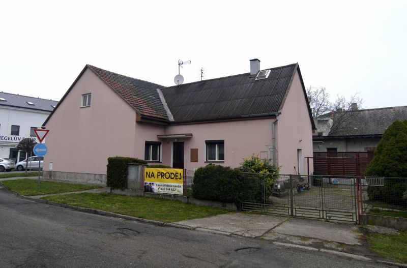 Prodej rodinného domu v Kostelci n.O., ulice Krupk