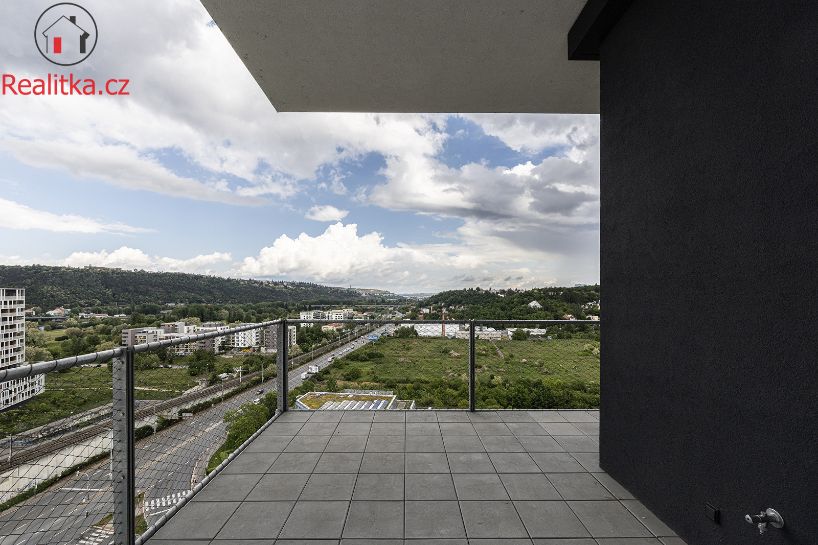 LOFT 1155_new.jpg