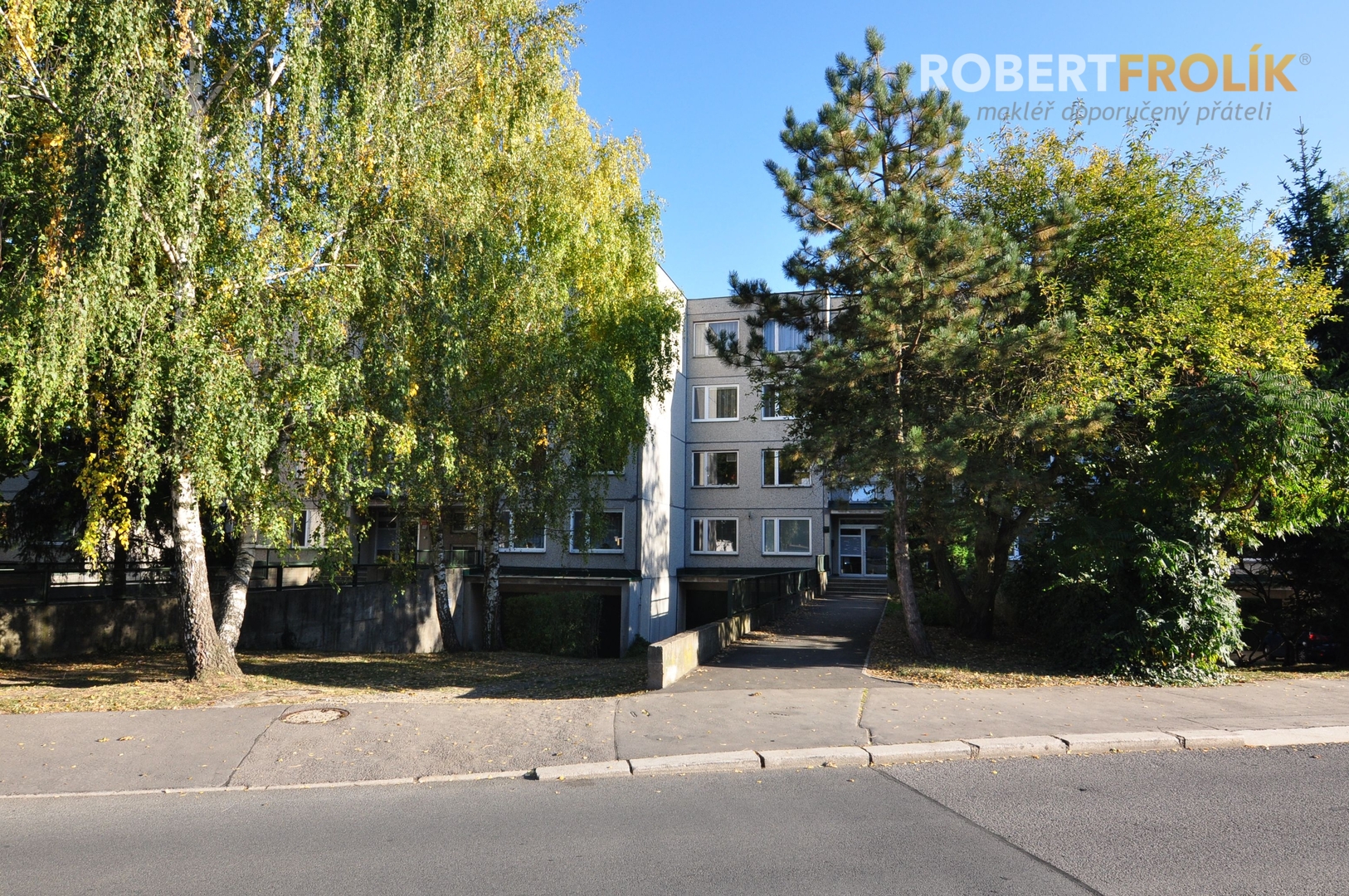 Zařízený byt 2+kk s lodžií - Praha 6, Ruzyně - Děd