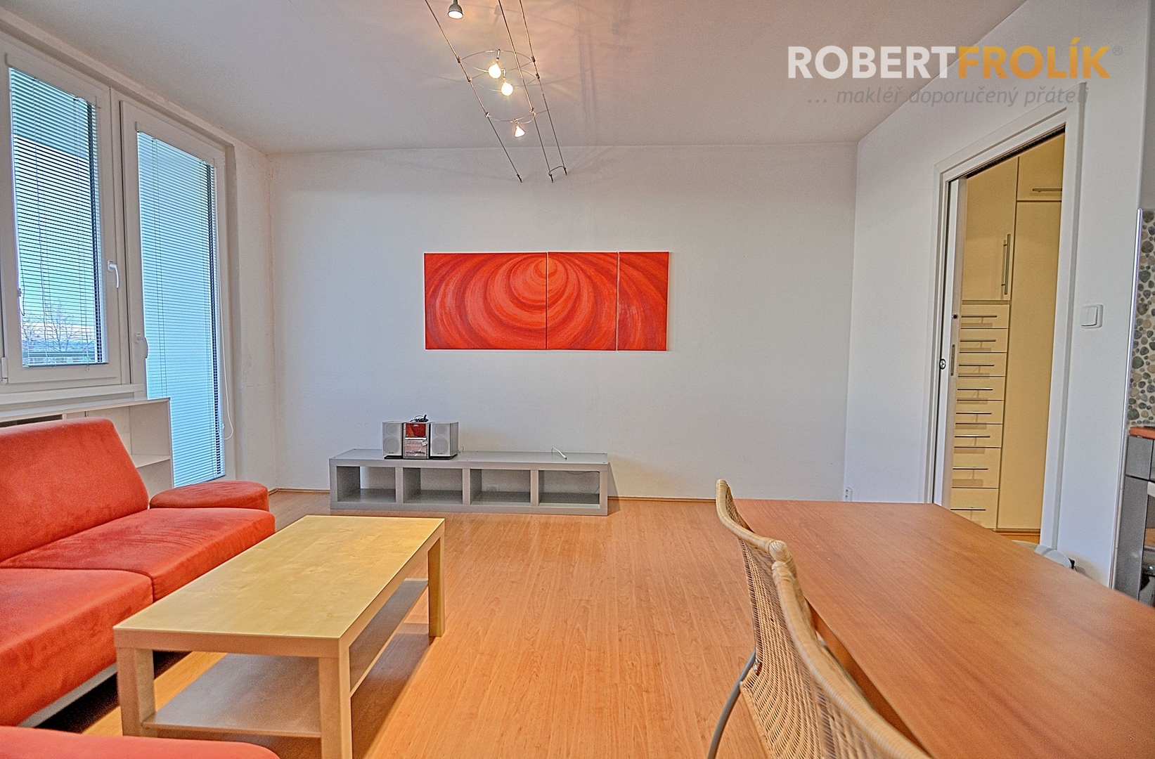 Zařízený byt 2+kk s lodžií - Praha 6, Ruzyně - Děd