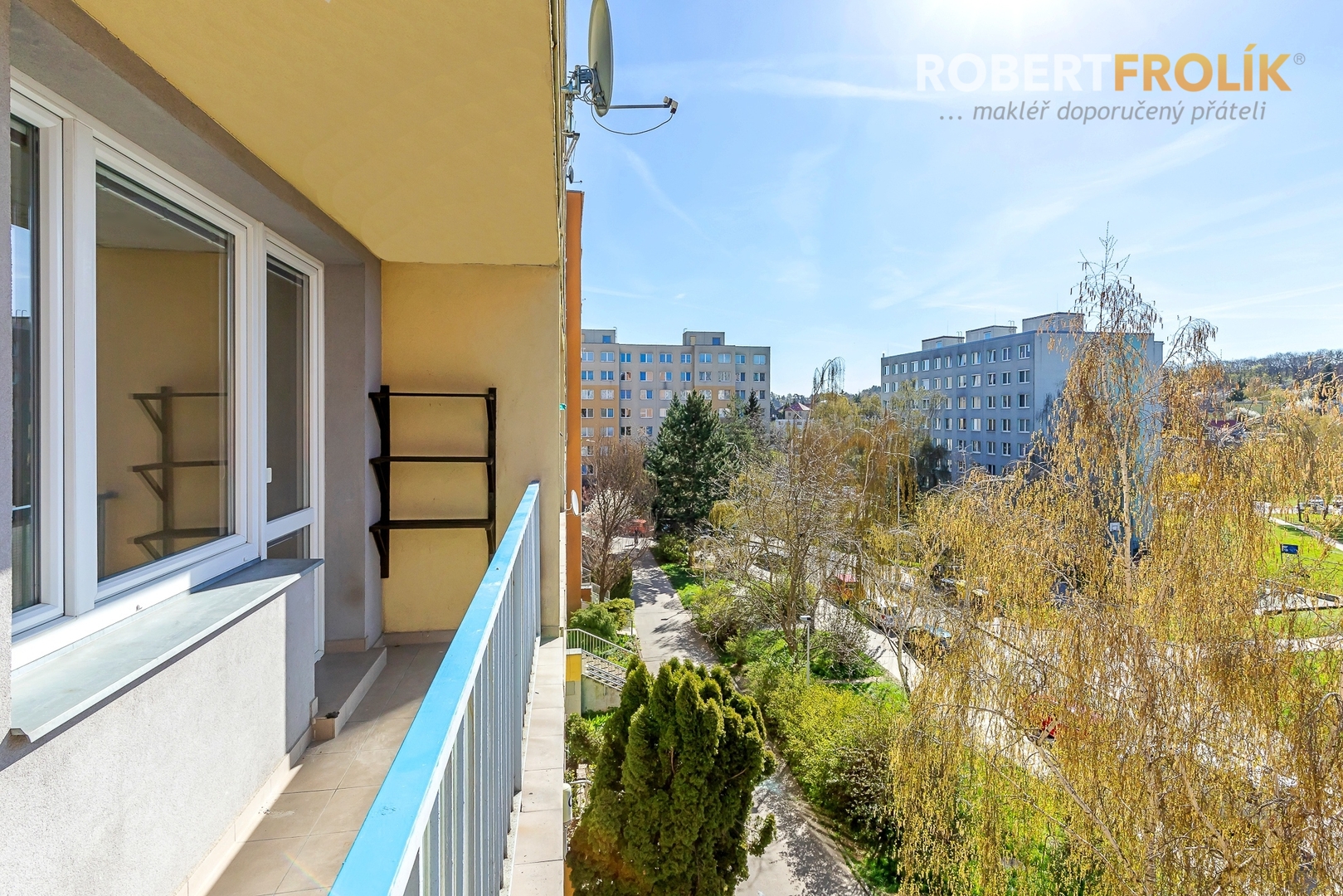 Částečně zrekonstruovaný byt 3+kk s lodžií - Praha