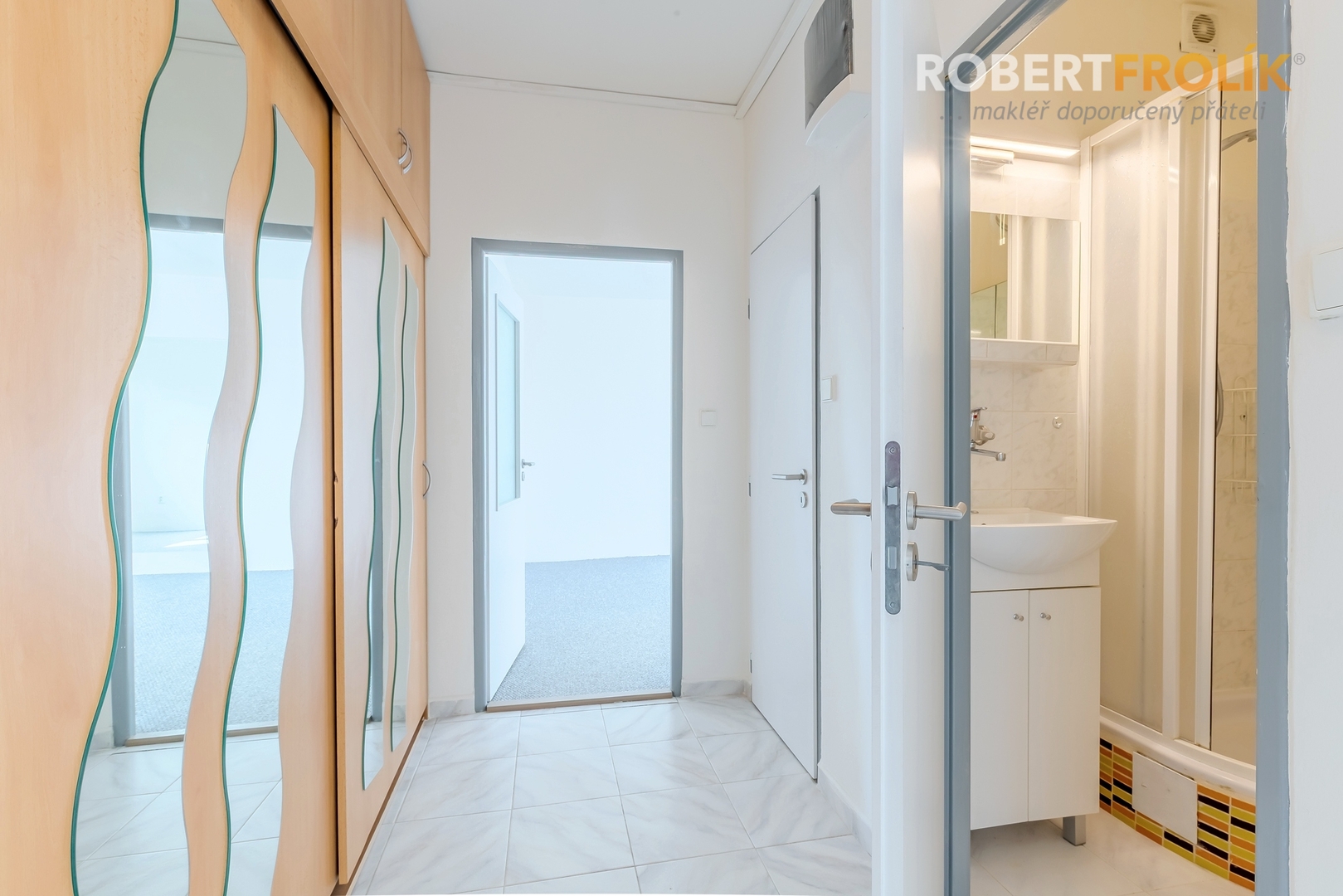 Nezařízený byt 2+1 - Praha 4, Krč - Antala Staška 