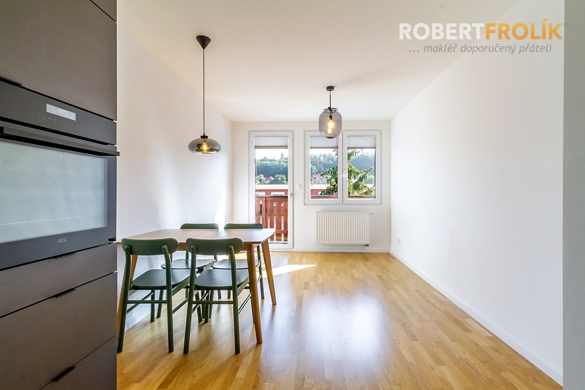 Nezařízený byt 3+kk s lodžií - Praha 6, Na Dlouhém