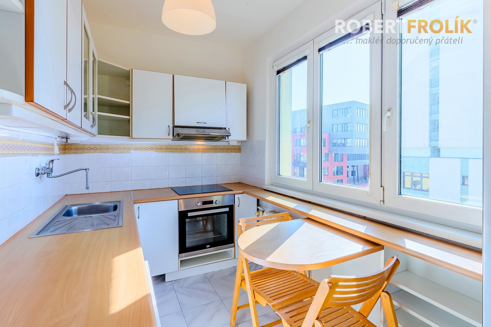 Nezařízený byt 2+1 - Praha 4, Krč - Antala Staška 