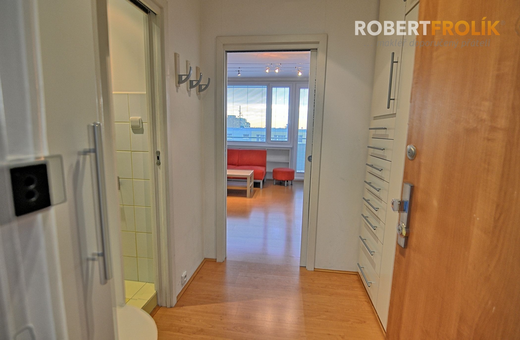 Zařízený byt 2+kk s lodžií - Praha 6, Ruzyně - Děd