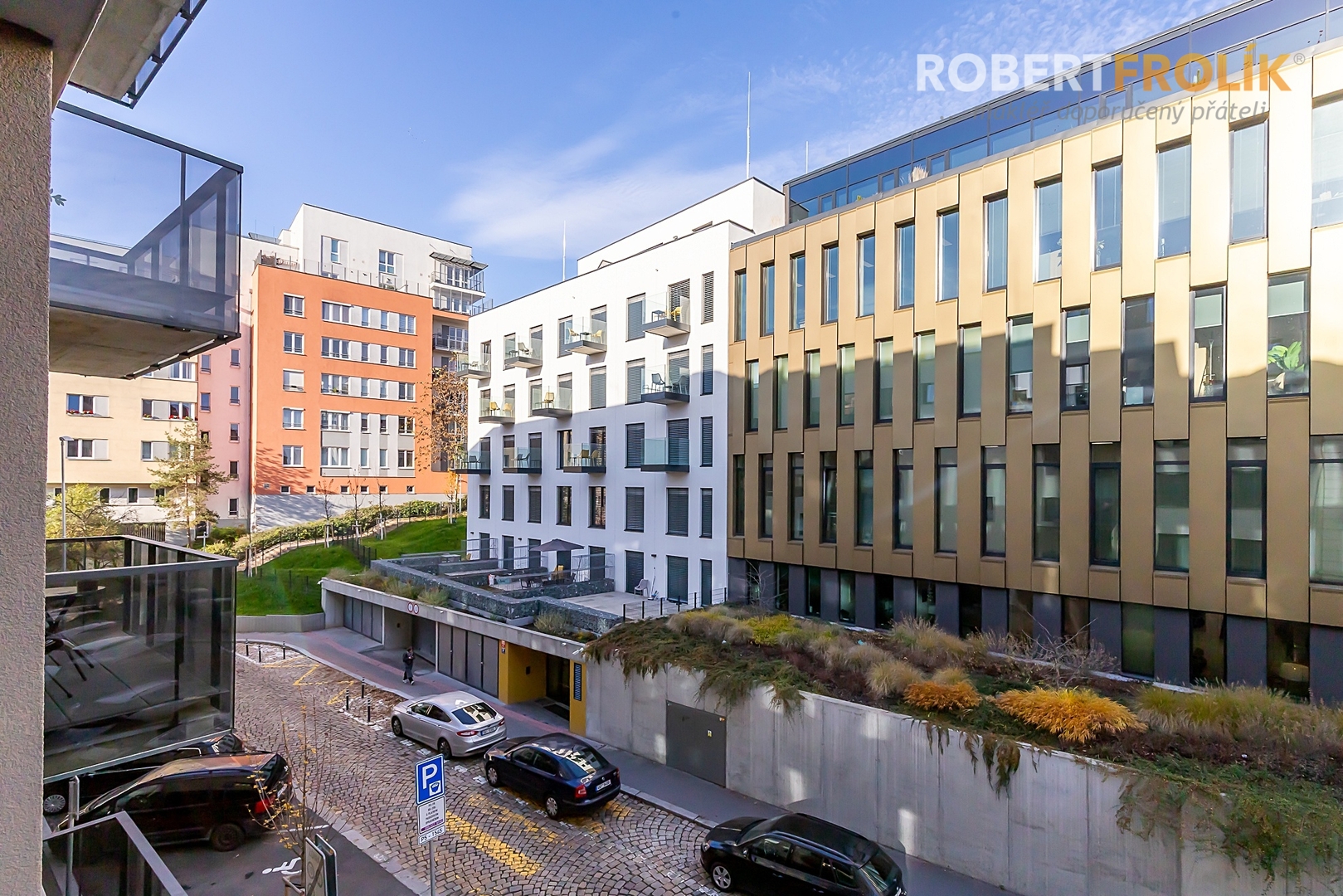 Nezařízený byt 3+kk s balkonem a garážovým stáním - Praha 5, Košíře - ul. Starokošířská - projekt Starokošířská Avenue - výhled