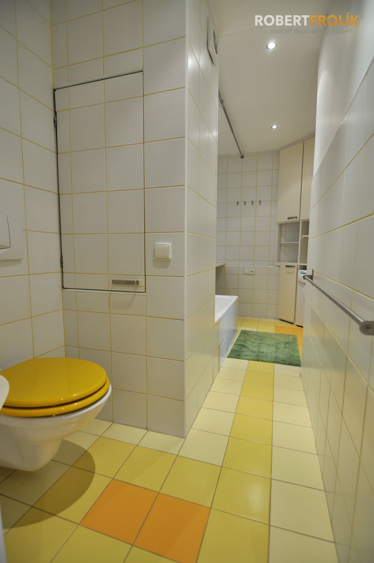 Zařízený byt 2+kk s lodžií - Praha 6, Ruzyně - Děd