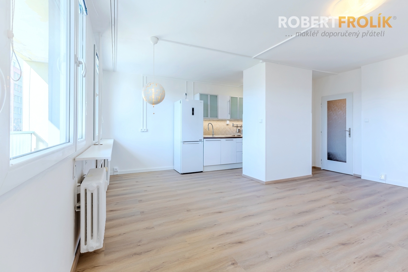 Částečně zrekonstruovaný byt 3+kk s lodžií - Praha