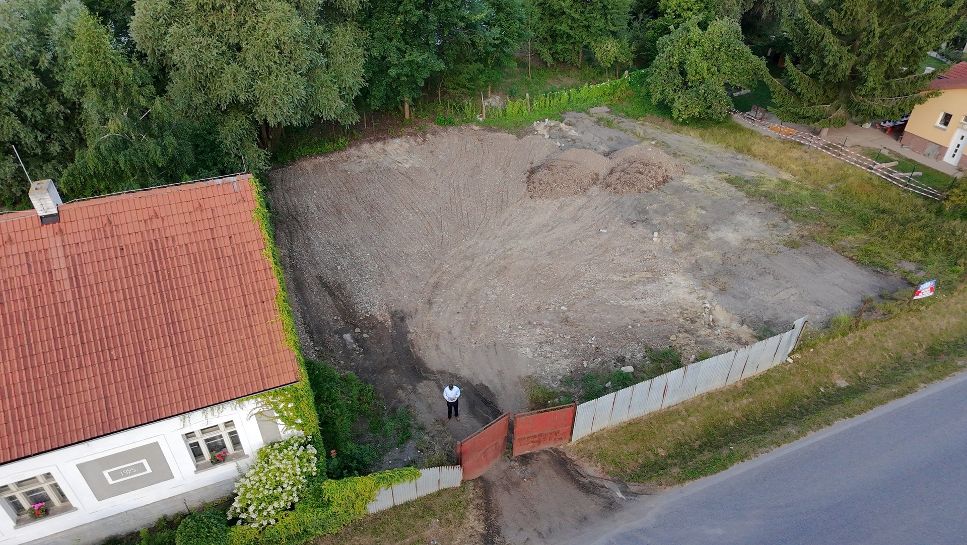dji_fly_20250715_073434_0014_1752559663269_photo