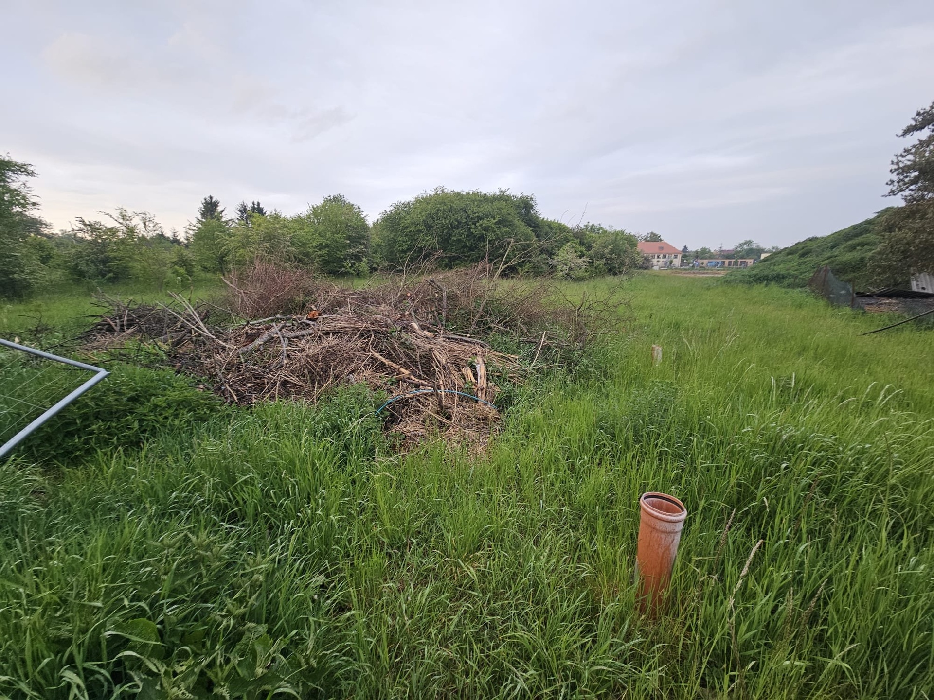 7eb0c657-5aa8-4c05-976d-a72c20515d45