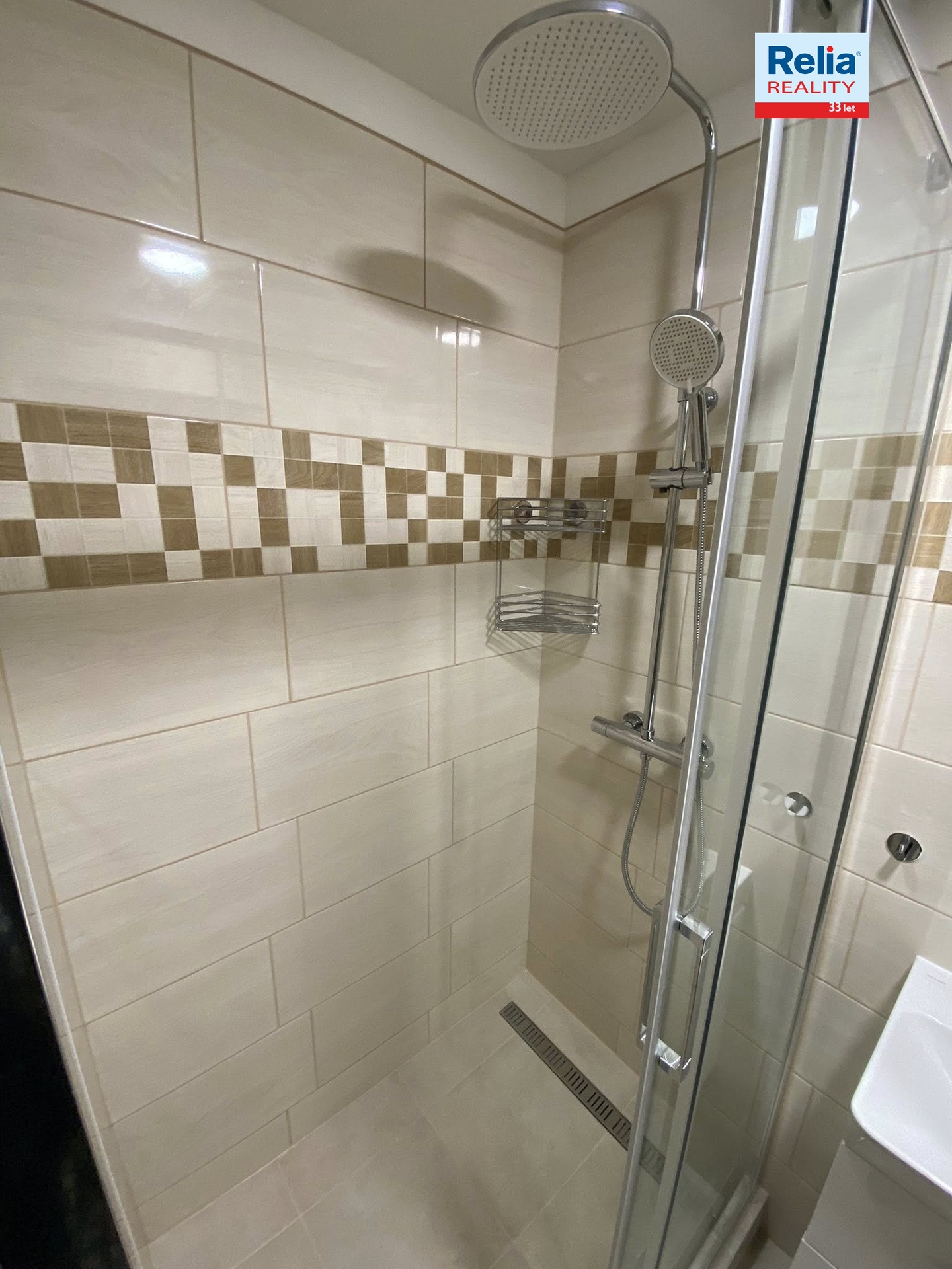 N50665_Sprchový kout_1