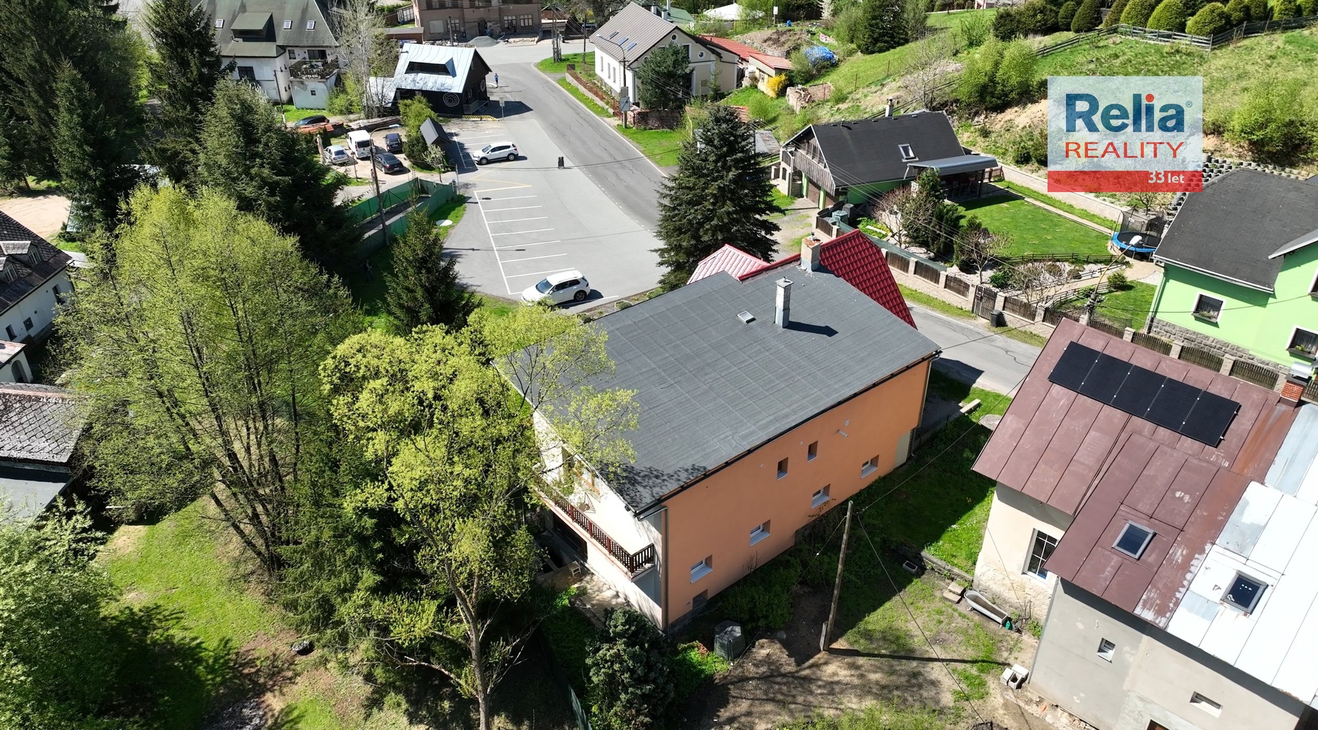 N50682_Zadní strana domu