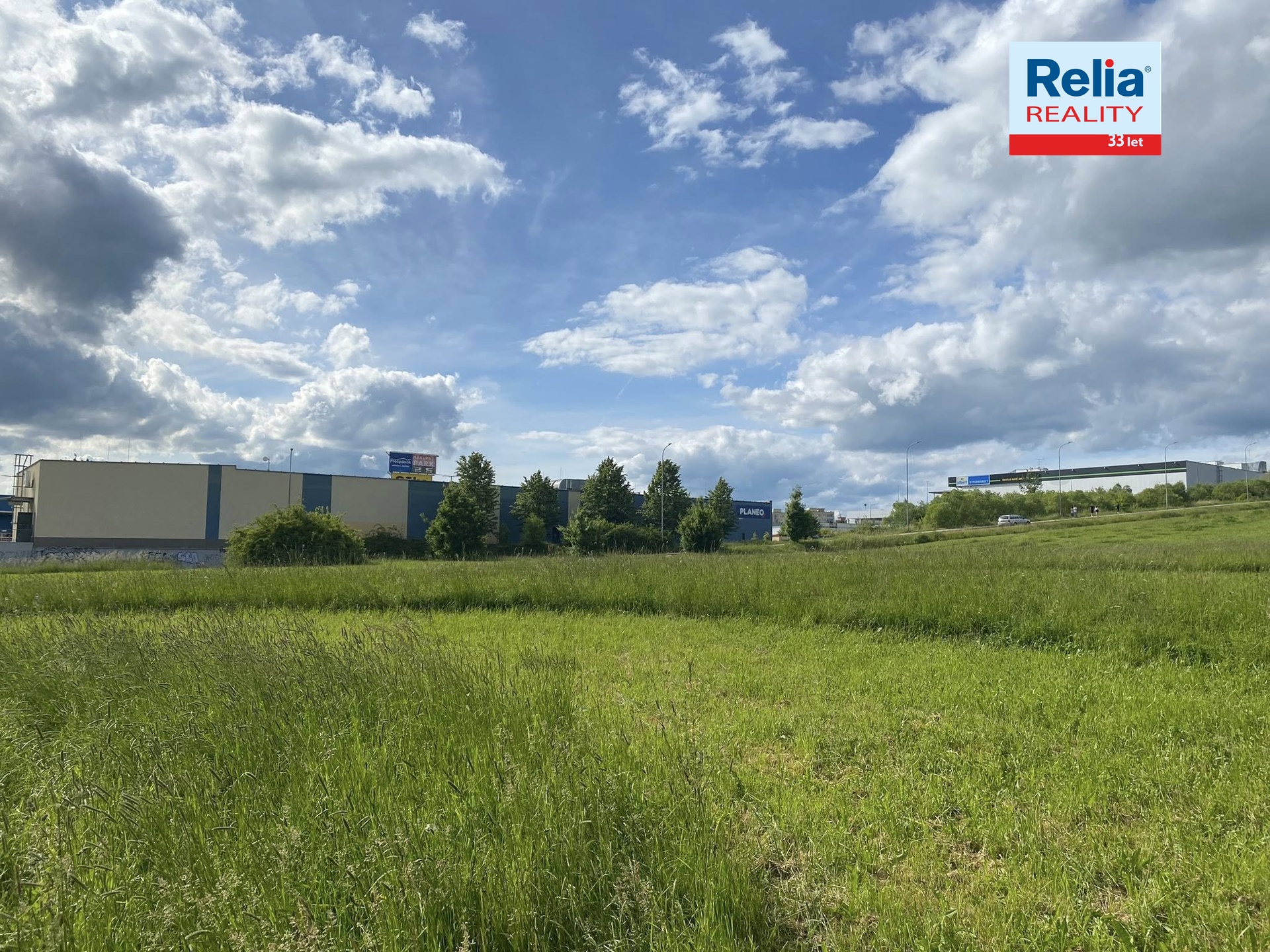 N50665_Nákupní centra nedaleko od domu