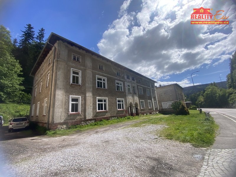 parkování před domem