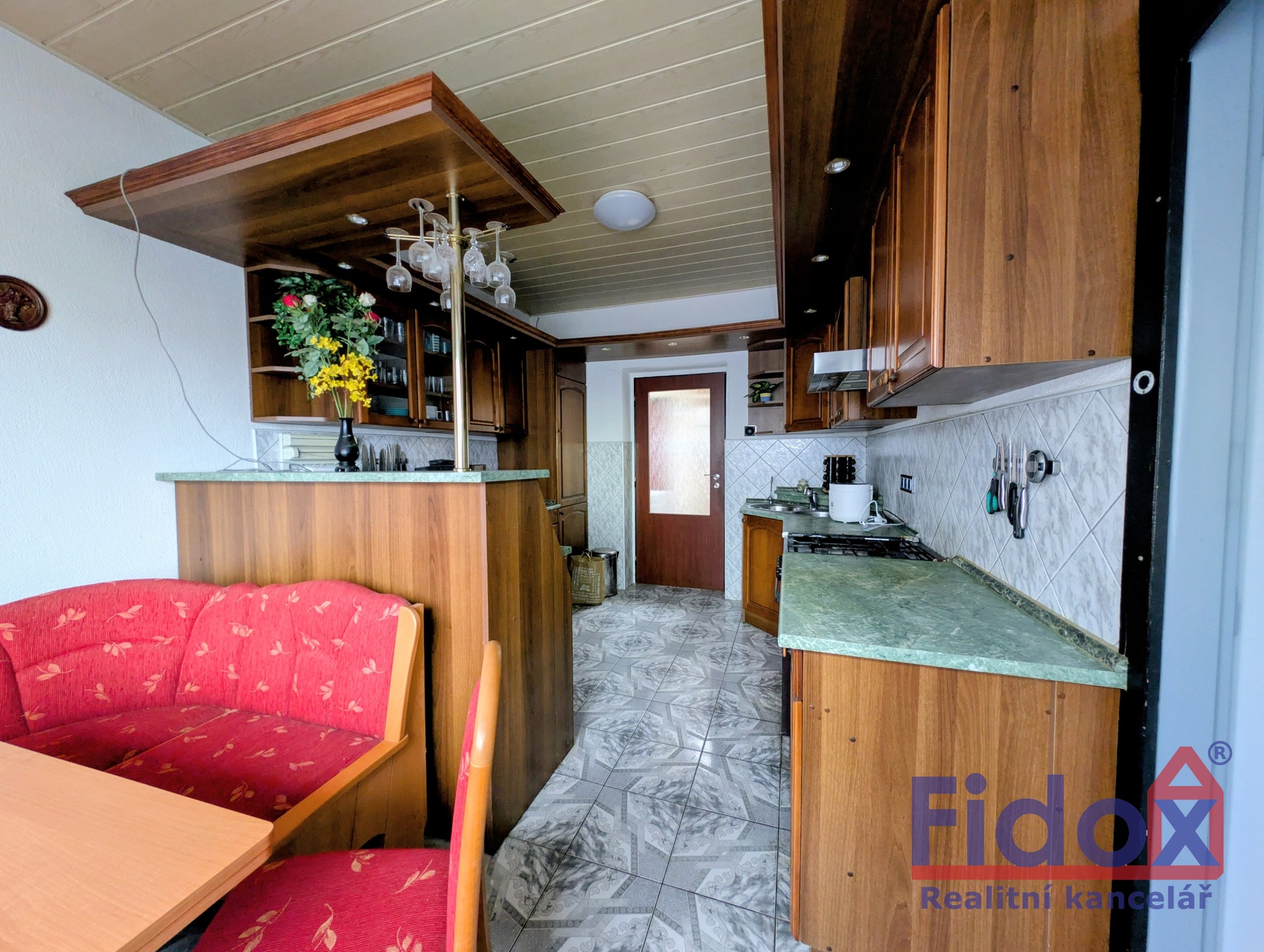 Přízemí kuchyně 4