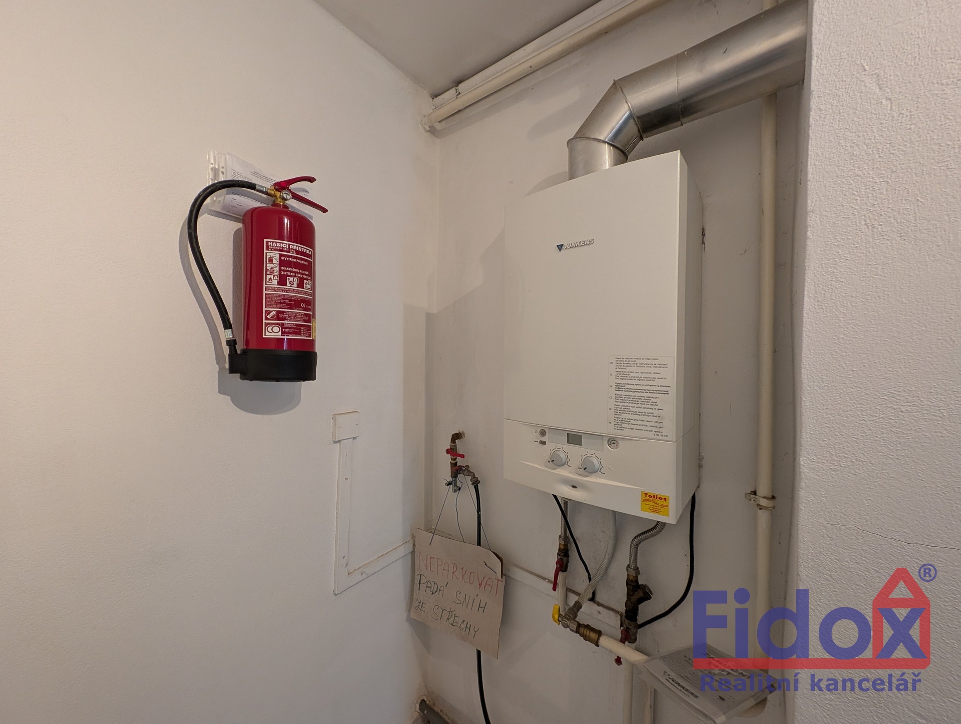 PXL_20251111_140829181