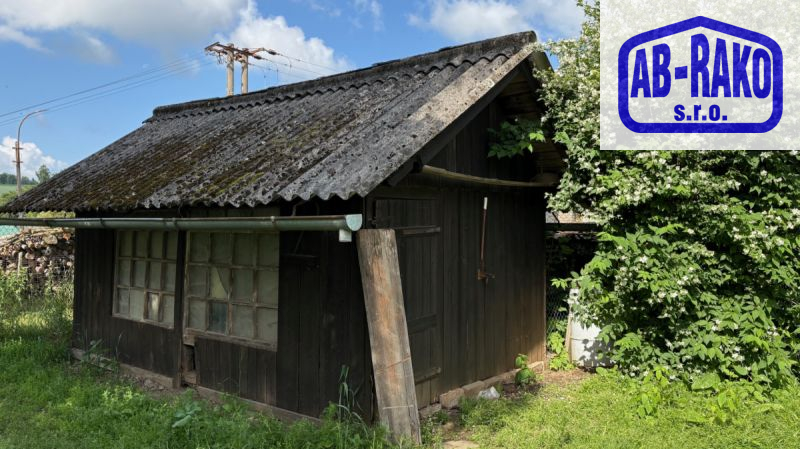 ZASTAVITELNÝ pozemek se zahradou na okraji Kunžaku