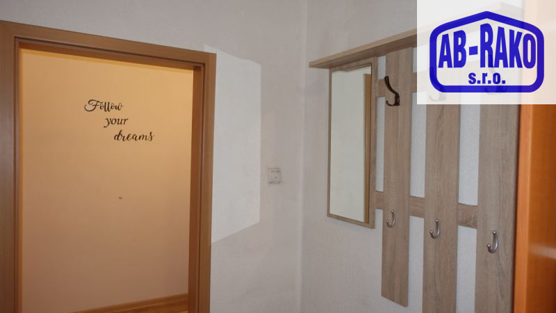 Světlý byt 3+1 na klidném sídlišti N. Bystřice