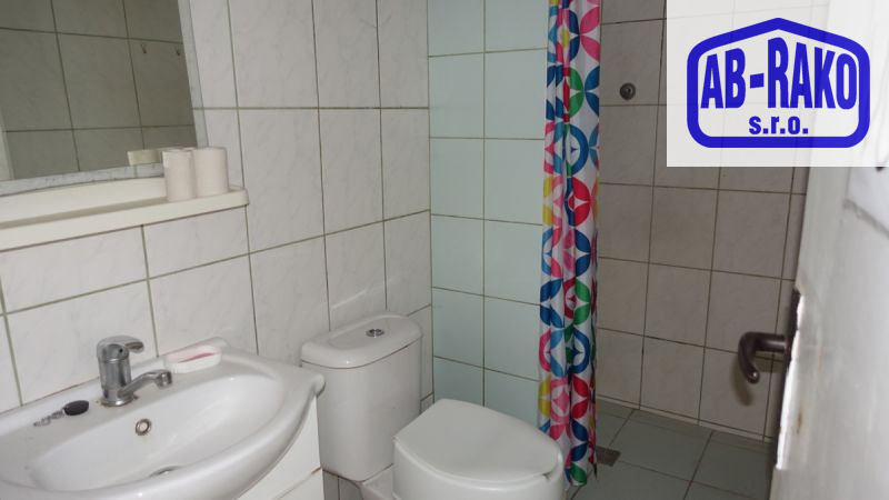Menší RD se zastavitelnou zahradou Zbuzany v J. Hr
