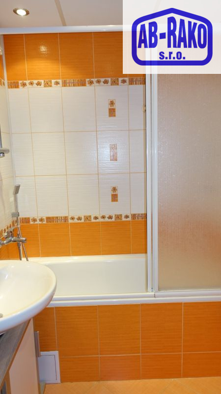 Světlý byt 3+1 na klidném sídlišti N. Bystřice