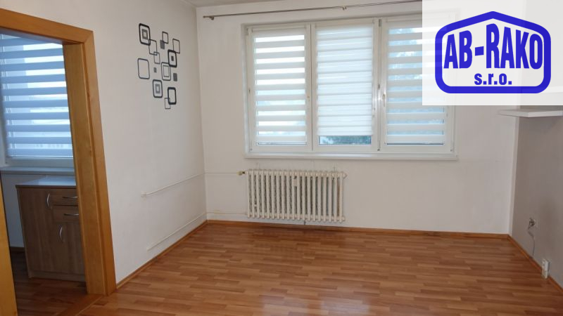 Světlý byt 3+1 na klidném sídlišti N. Bystřice