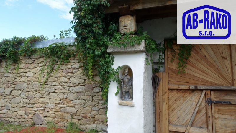 NEJSEM PRO KAŽDÉHO - hledám POKRAČOVATELE. SEDLO