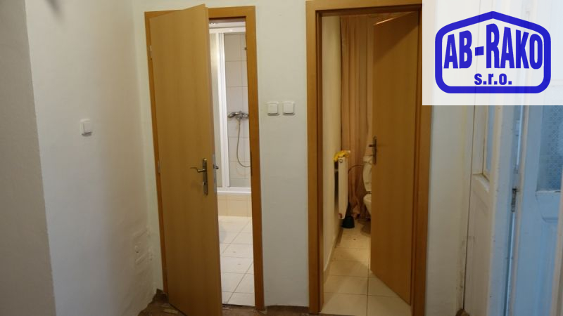 Výnosový byt 2+KK+šatna v histor. centru Jindřicho