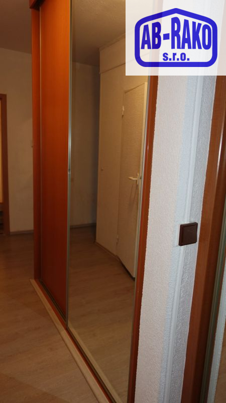 Světlý byt 3+1 na klidném sídlišti N. Bystřice