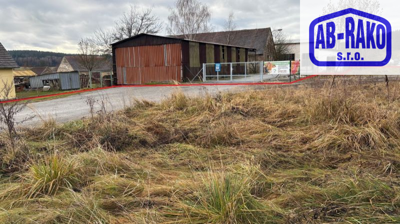 Větší zastavitelný pozemek s inž. sítěmi v Číměři