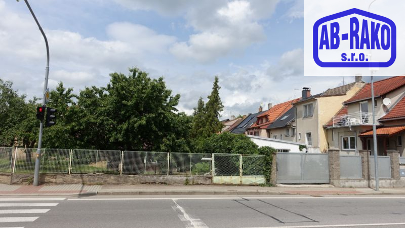 Menší RD se zastavitelnou zahradou Zbuzany v J. Hr