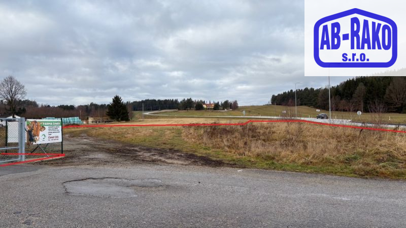 Větší zastavitelný pozemek s inž. sítěmi v Číměři