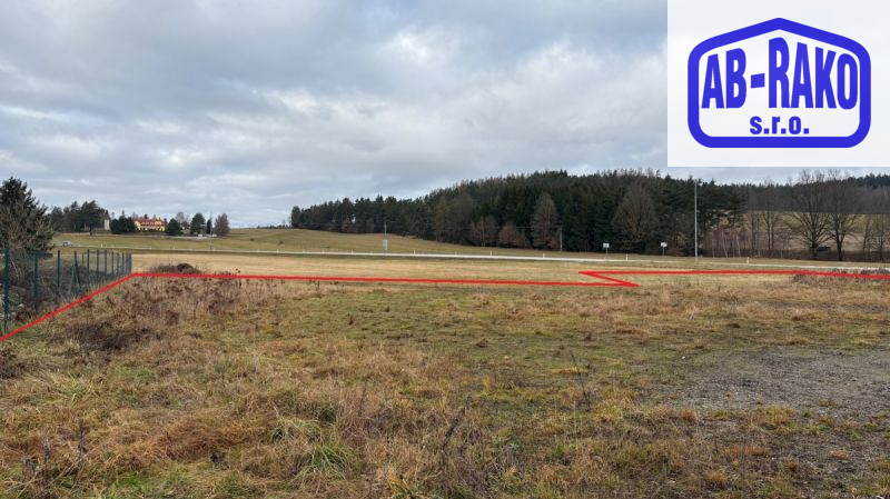 Větší zastavitelný pozemek s inž. sítěmi v Číměři