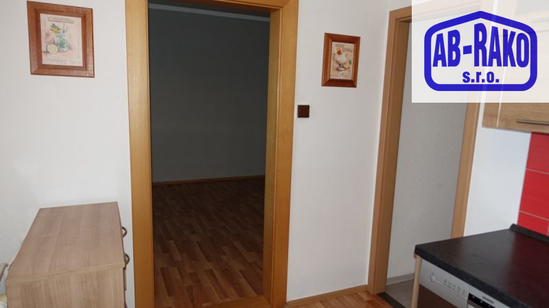 Světlý byt 3+1 na klidném sídlišti N. Bystřice