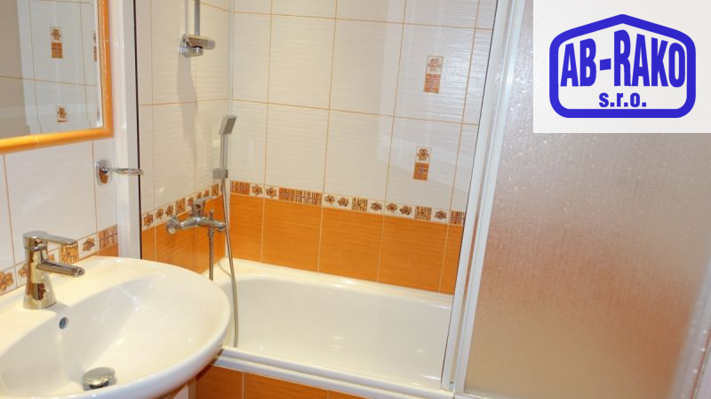 Světlý byt 3+1 na klidném sídlišti N. Bystřice