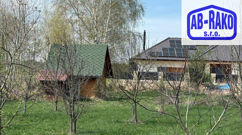 Dokonalý stavební pozemek se sítěmi na dohled J. H