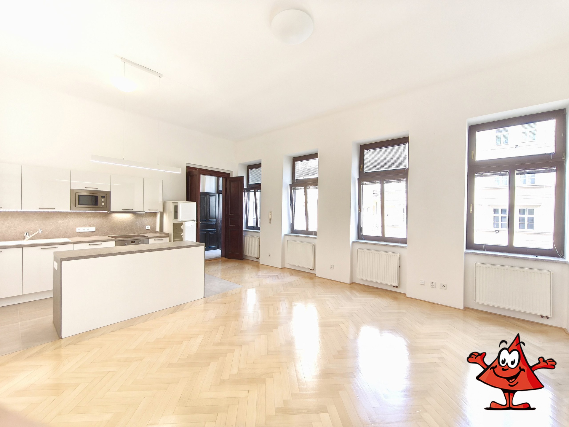 Na pronájem kanceláře 2+KK Štěpánská, Praha 1 - ka