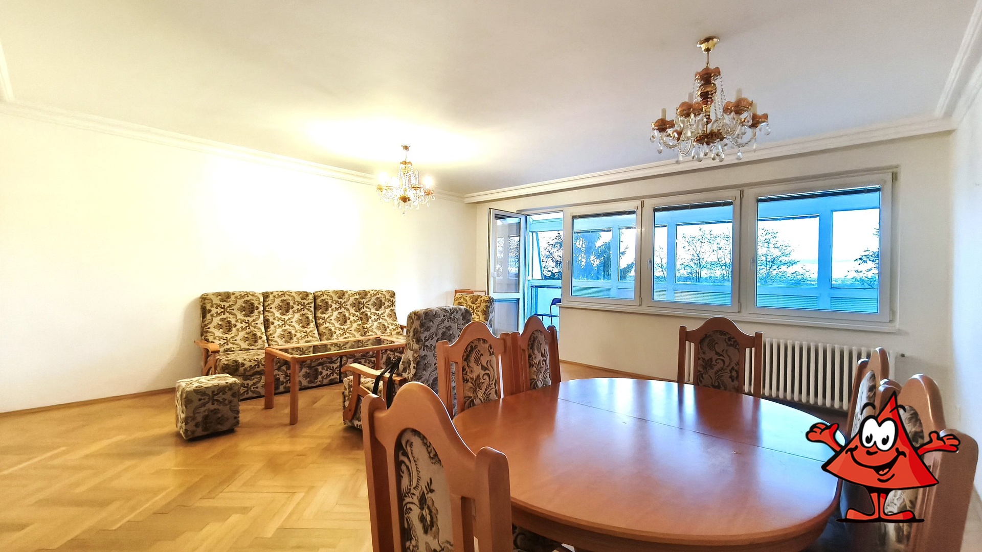 Pronájem bytu 5+1 v ulici Přádova, Praha 8 - obývá