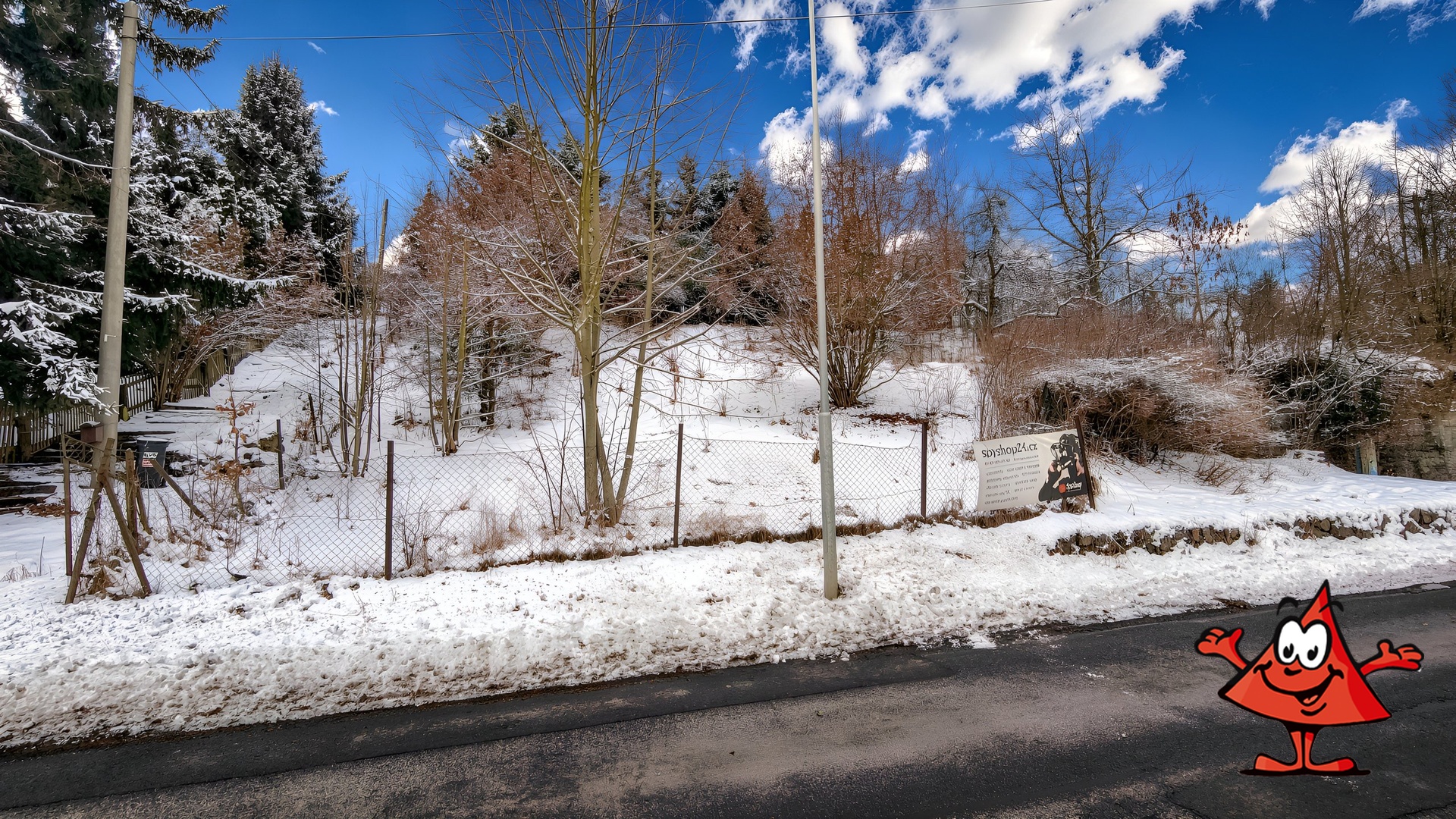 Parcela na prodej Volfartice -pohled od potoka