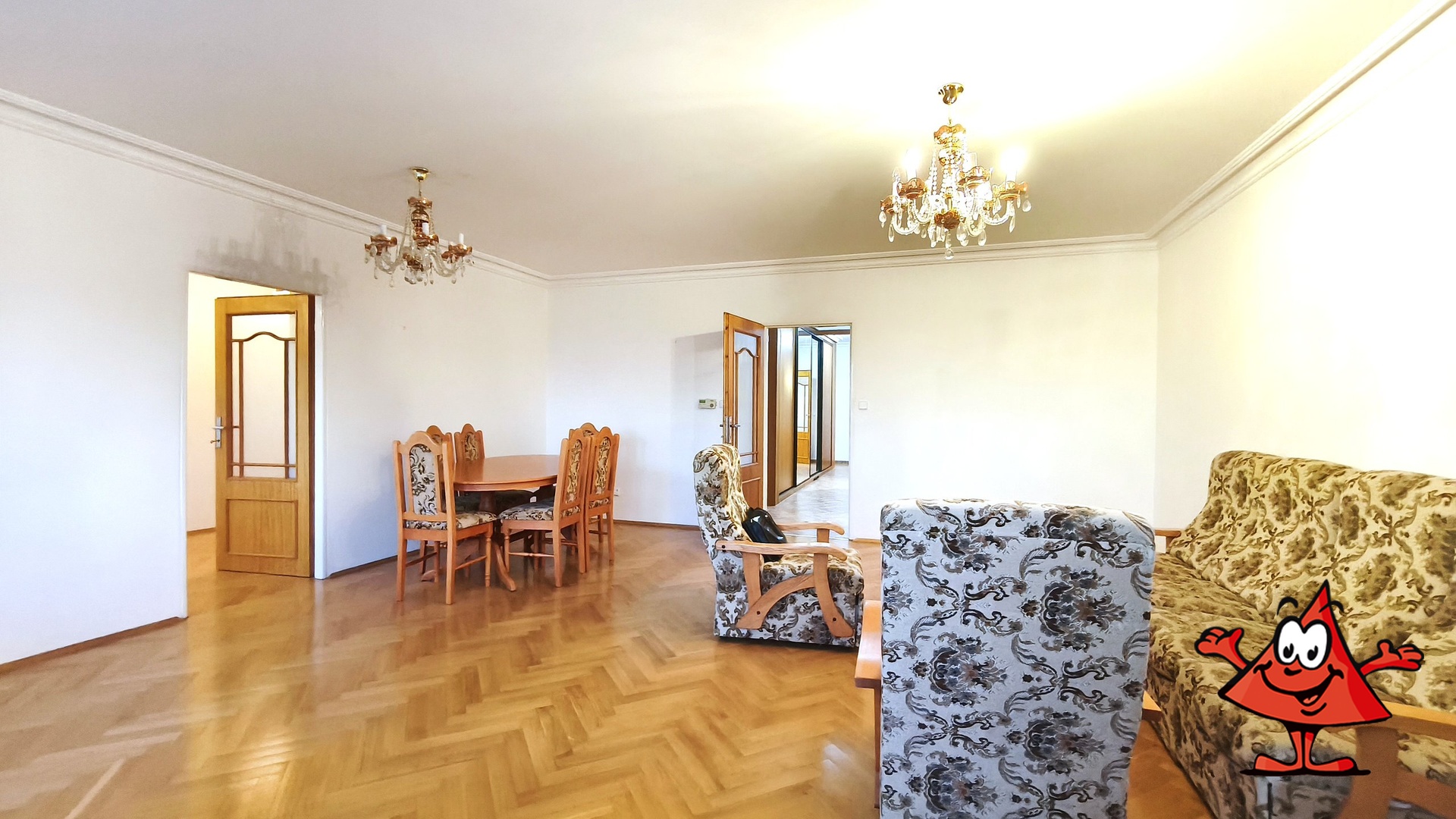 Pronájem bytu 5+1 v ulici Přádova, Praha 8 - obýva