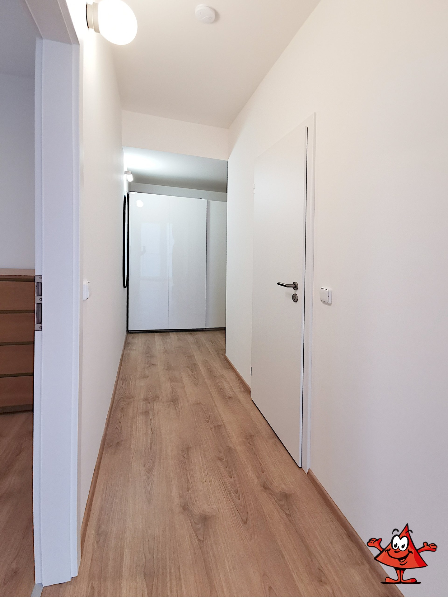 Pronájem bytu Praha 8 staré Ďáblice Křižanská - předsíň