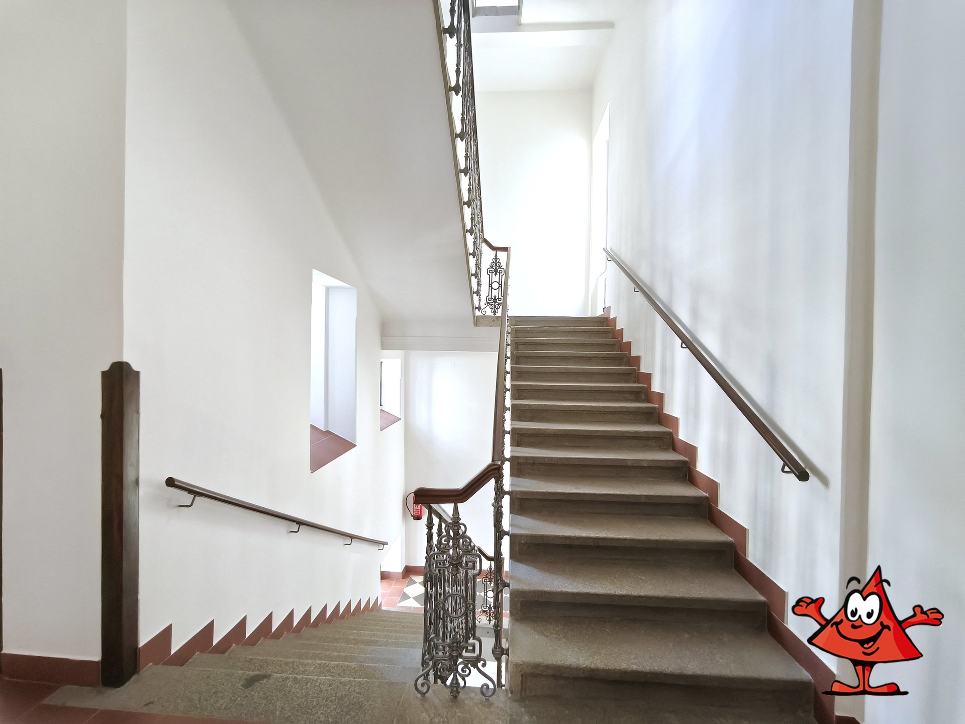 Na pronájem kanceláře Štěpánská, Praha 1 - schodiště