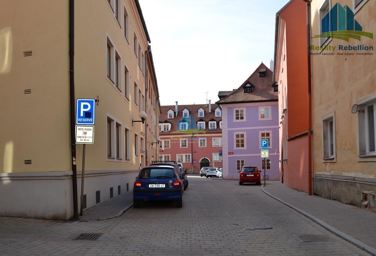 1+1 Úzká 10 Cheb (2).jpg