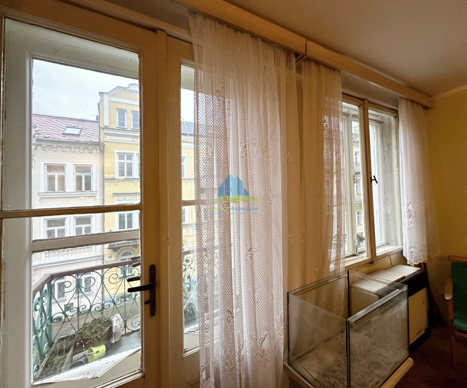 BYT 3+1+B F.L (3).JPG