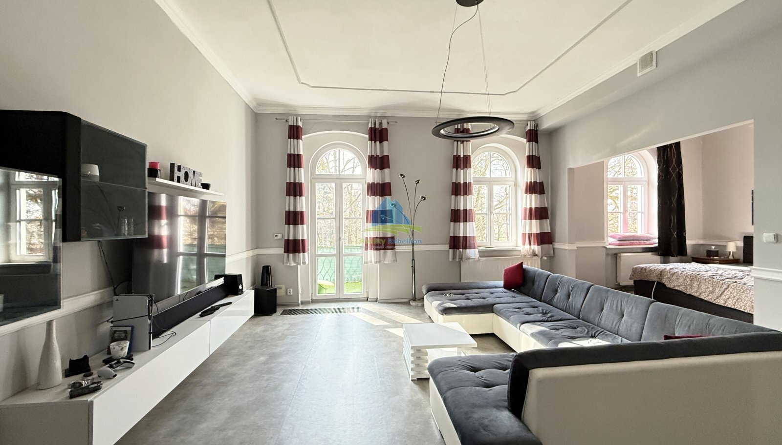 4+1 Francouzská F.L (4).jpg