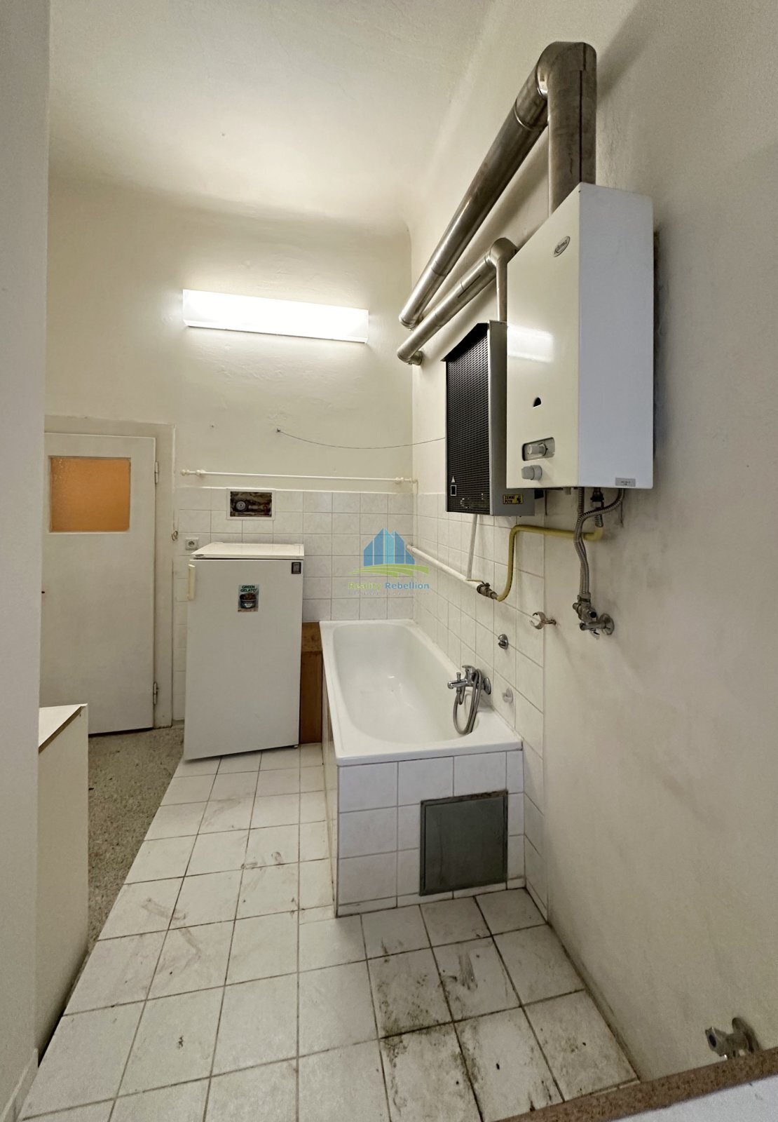 BYT 3+1+B F.L (9).JPG