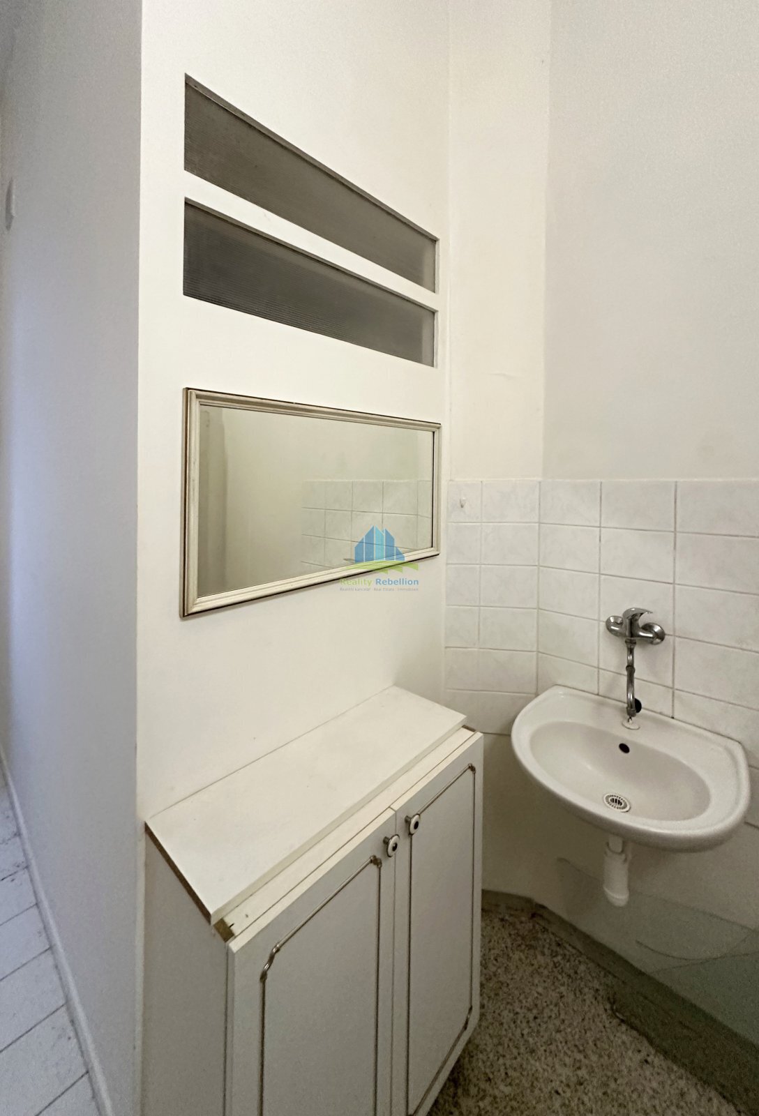 BYT 3+1+B F.L (11).JPG