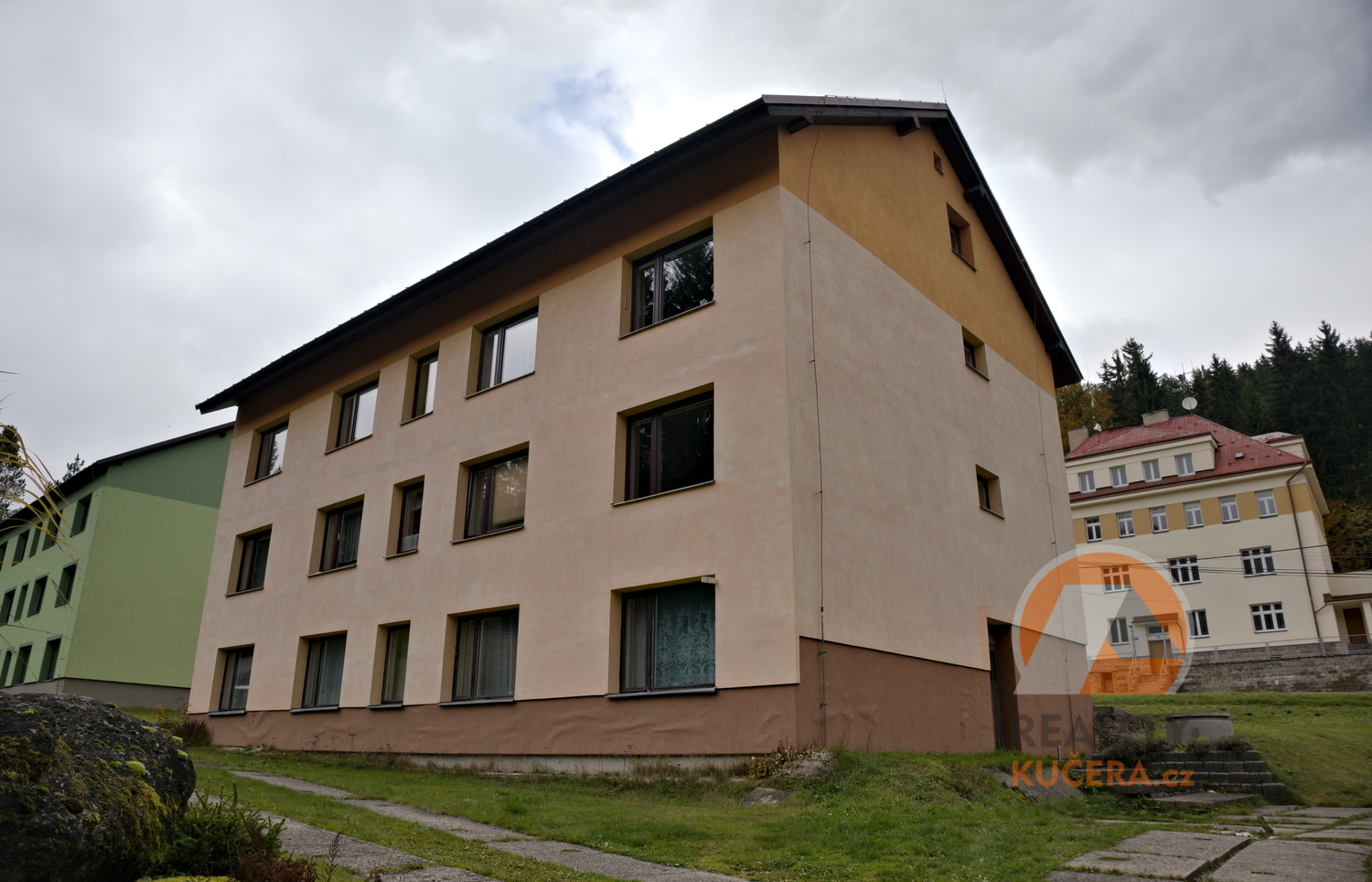dům-2.jpg