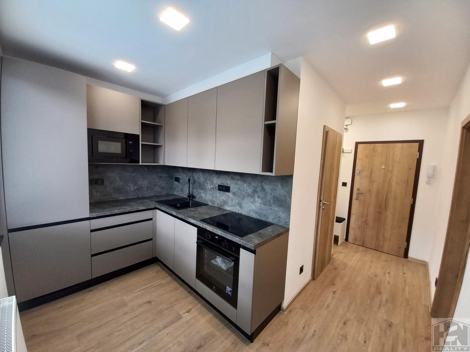 Pronájem bytu 1+1 Jablonec nad Nisou 12 500 Kč za měsíc, foto 10
