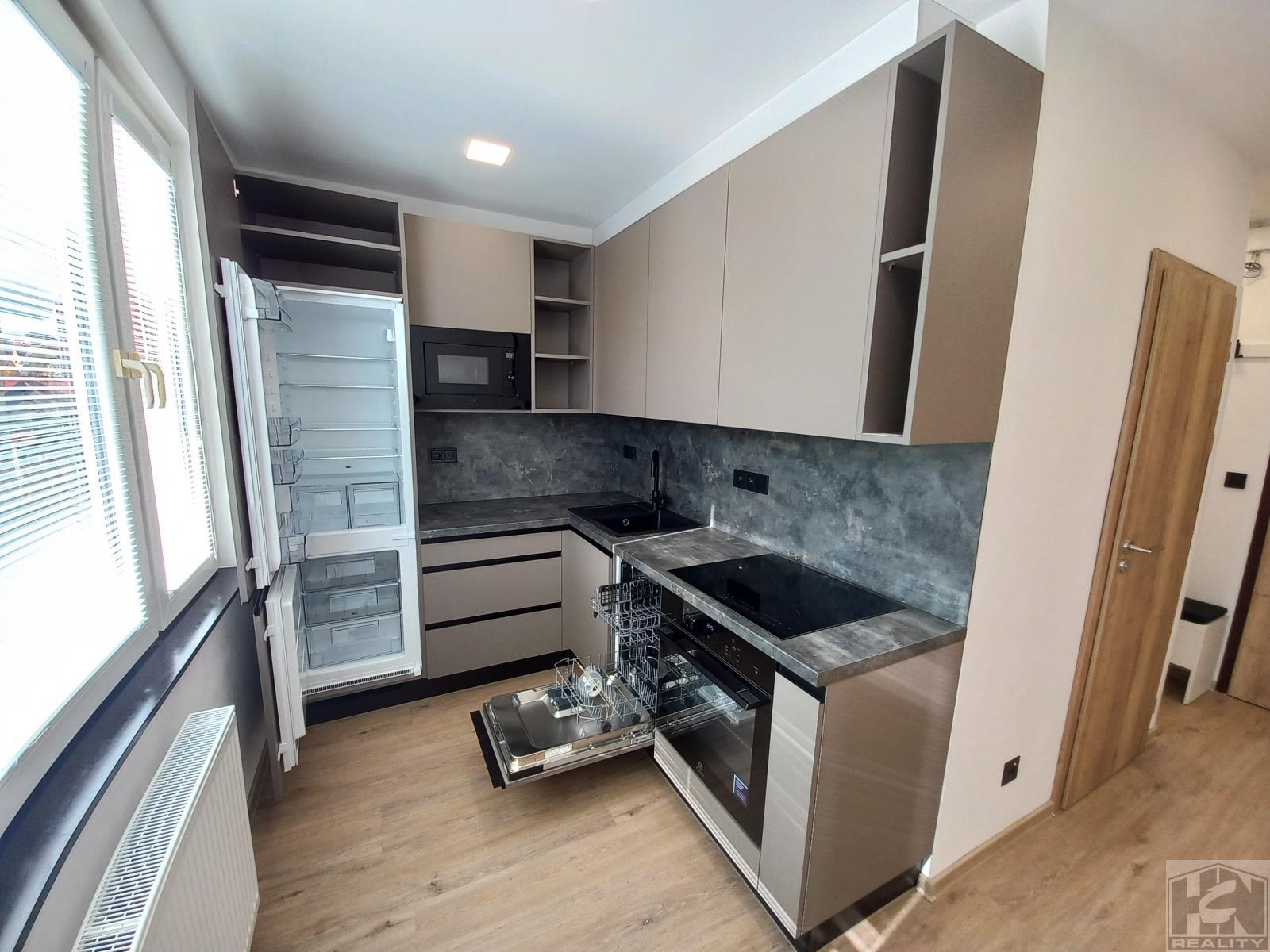 Pronájem bytu 1+1 Jablonec nad Nisou 12 500 Kč za měsíc, foto 12